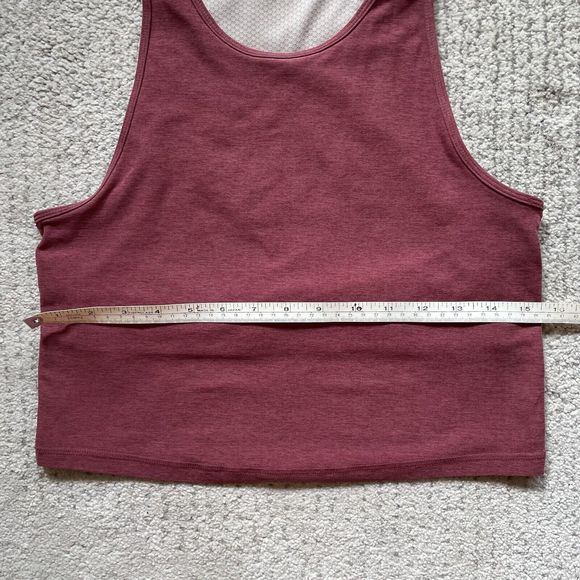 Vuori Large Elevation Red Pylo Tank Built-in Shelf Bra - Picture 2 of 6